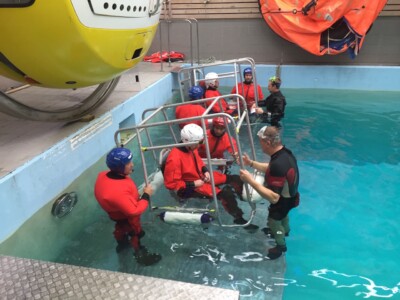 Helicopter Underwater Escape Training (HUET) Helicopter Underwater Escape Training (HUET)